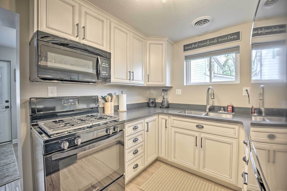Cottage (2 Bedrooms) | Interior