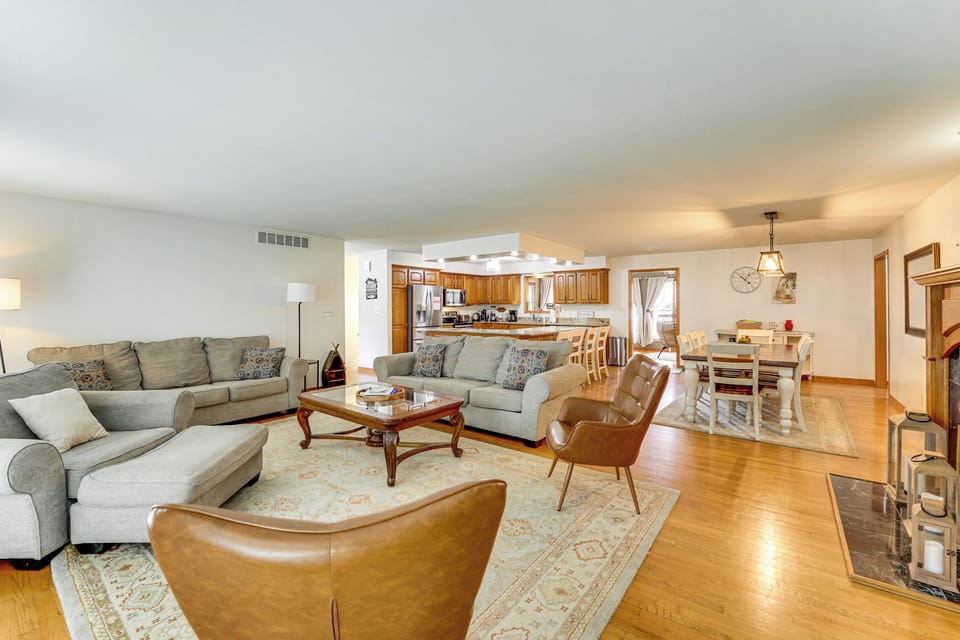House (4 Bedrooms) | Interior