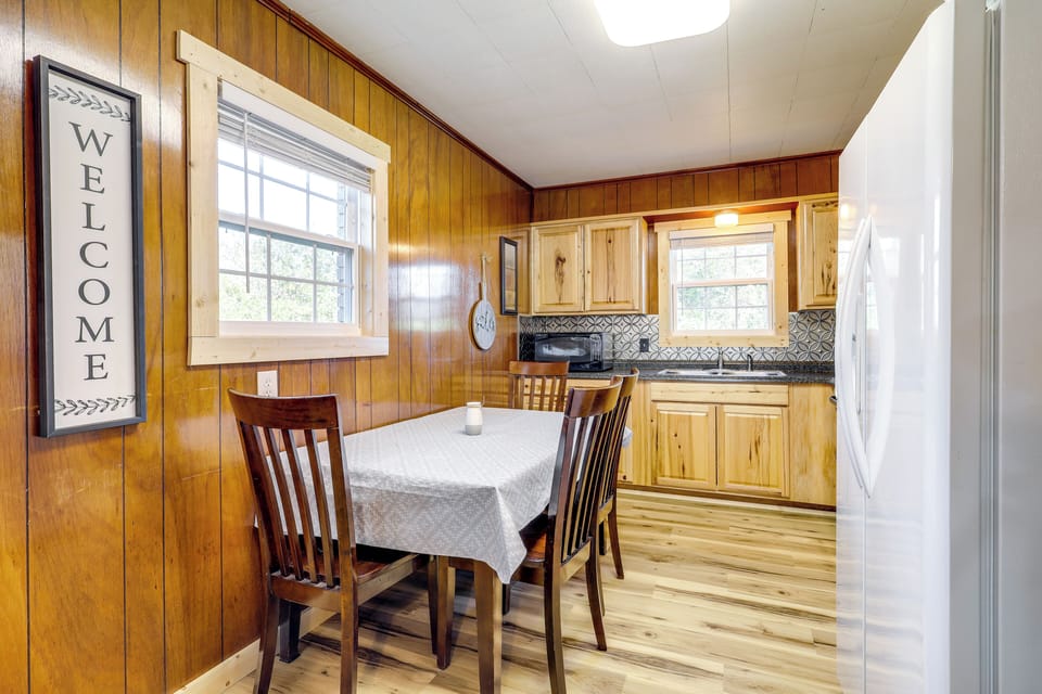 House (2 Bedrooms) | Interior