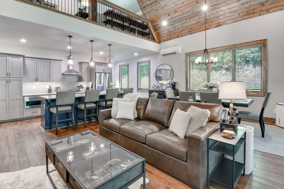 Cottage (2 Bedrooms) | Interior