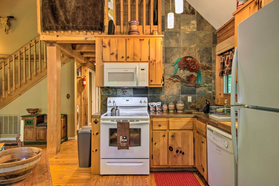 House (2 Bedrooms) | Interior