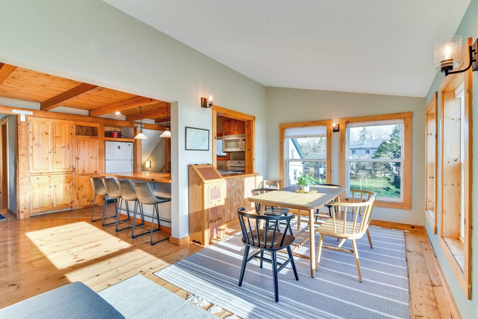 Dining Room/Sunroom