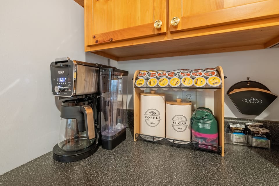 Coffee & Tea Station

