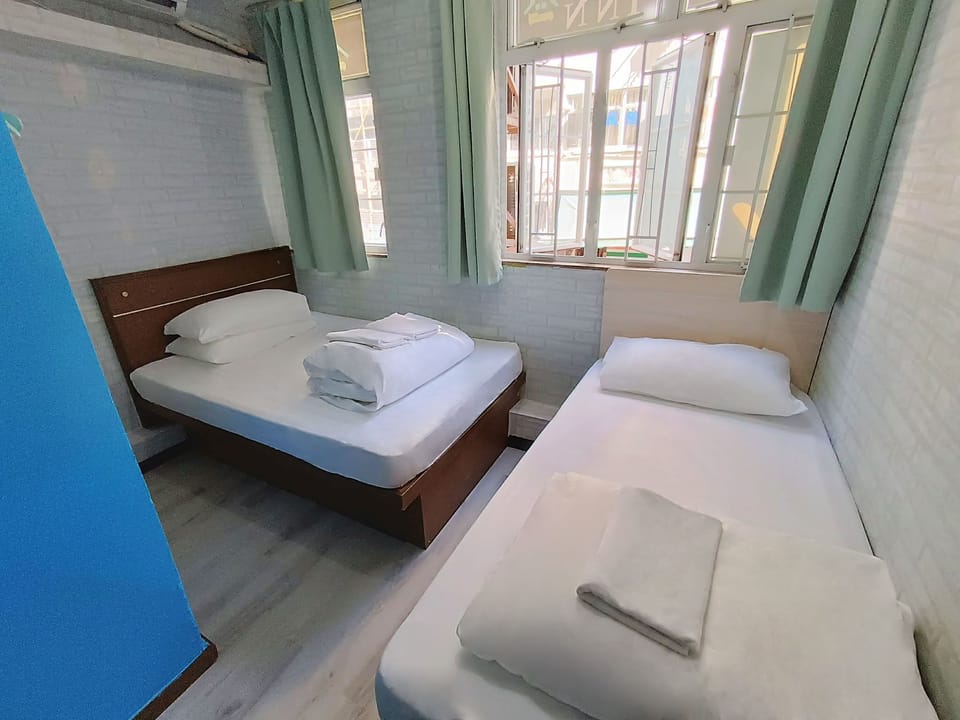Triple Room | 1 bedroom, blackout drapes, free WiFi