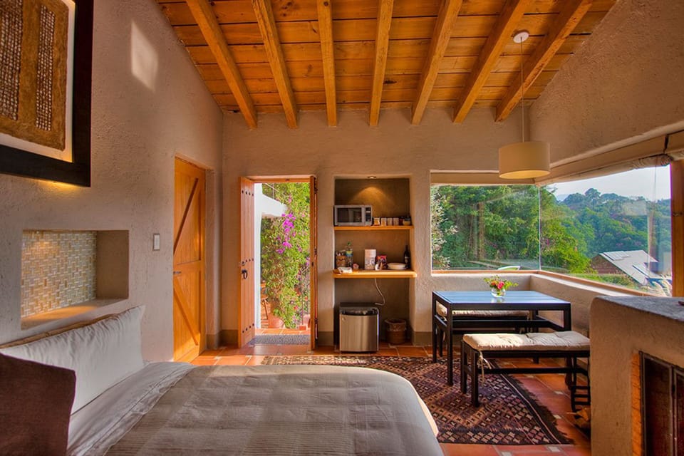 Junior Suite (El Crepusculo) | In-room safe, blackout drapes, WiFi (free), bed sheets
