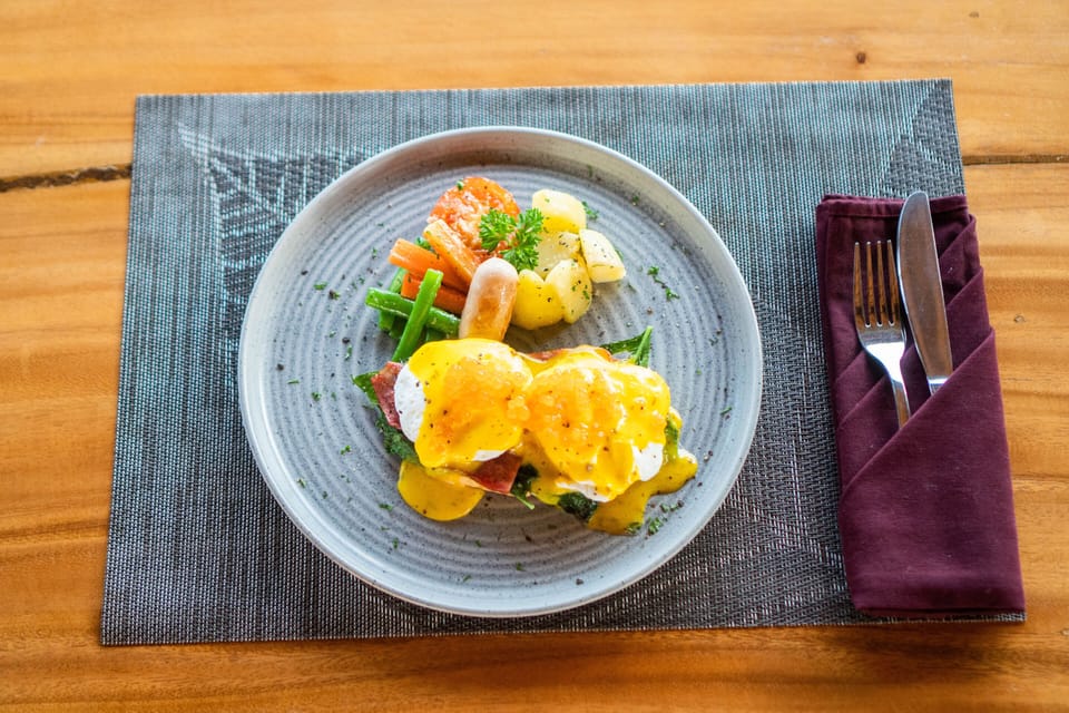 Free daily full breakfast