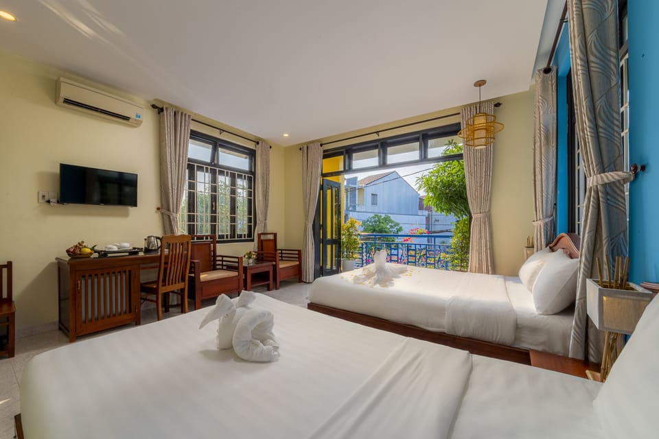 Desk, free WiFi, bed sheets