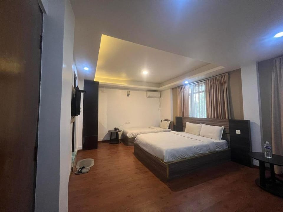 Family Room | Free WiFi