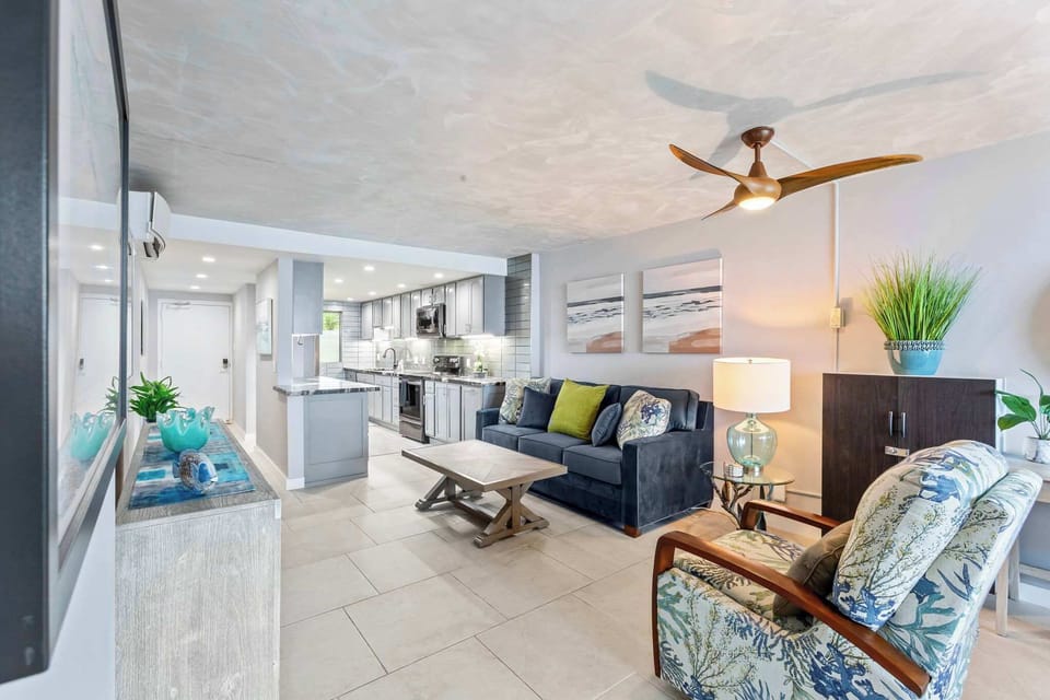 
Welcome to your elevated Maui retreat! This open-concept living space offers seamless comfort & style for an unforgettable island escape.