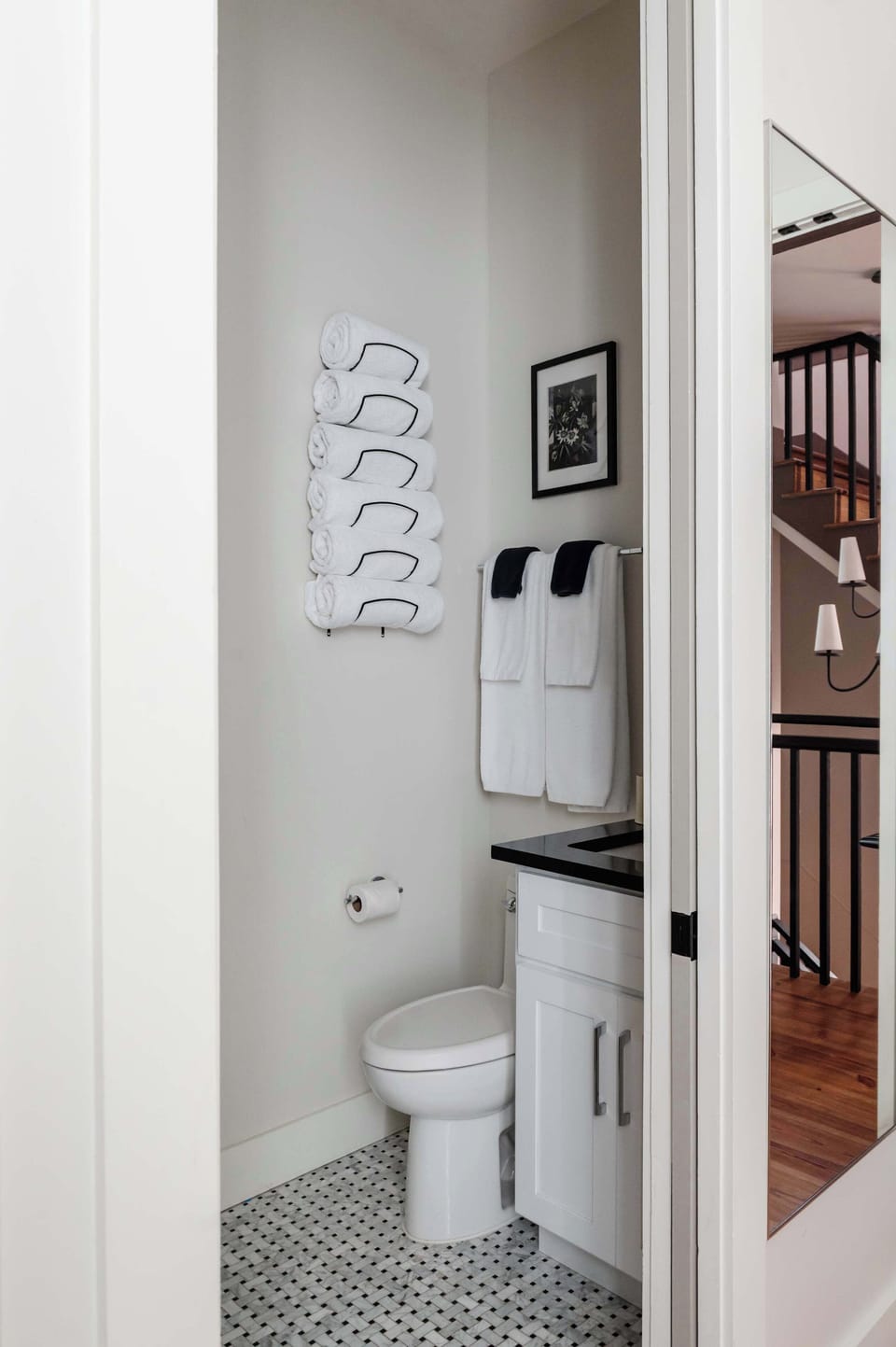 Second Floor | En Suite Bathroom (Queen Bedroom)