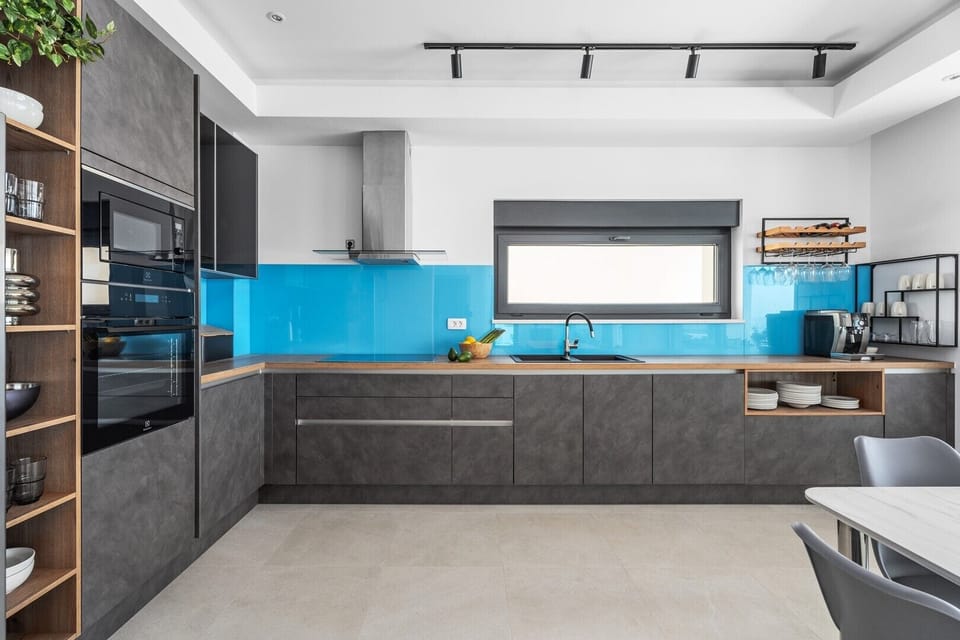 A fully equipped kitchen with all the amenities a modern guest needs 