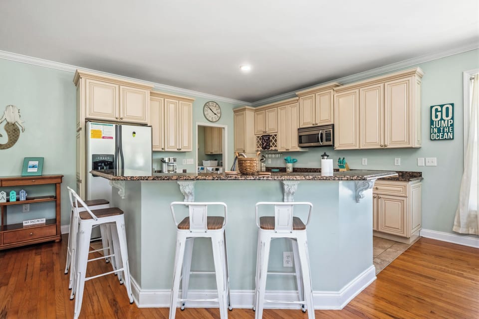 Kitchen - North