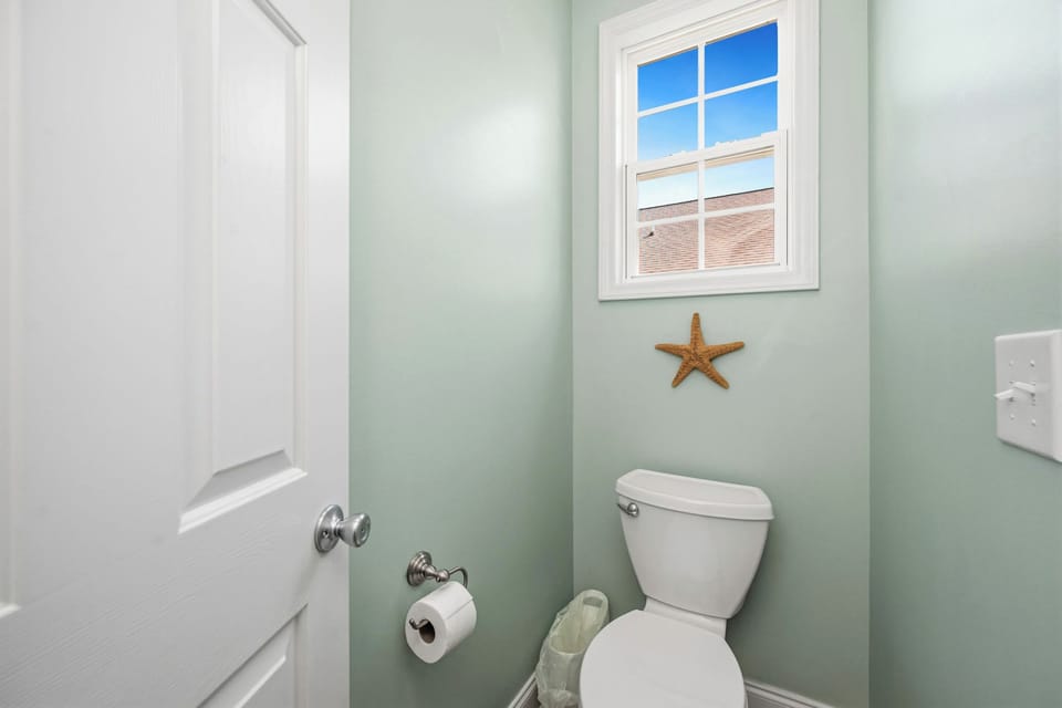 Master Bath #1 - South