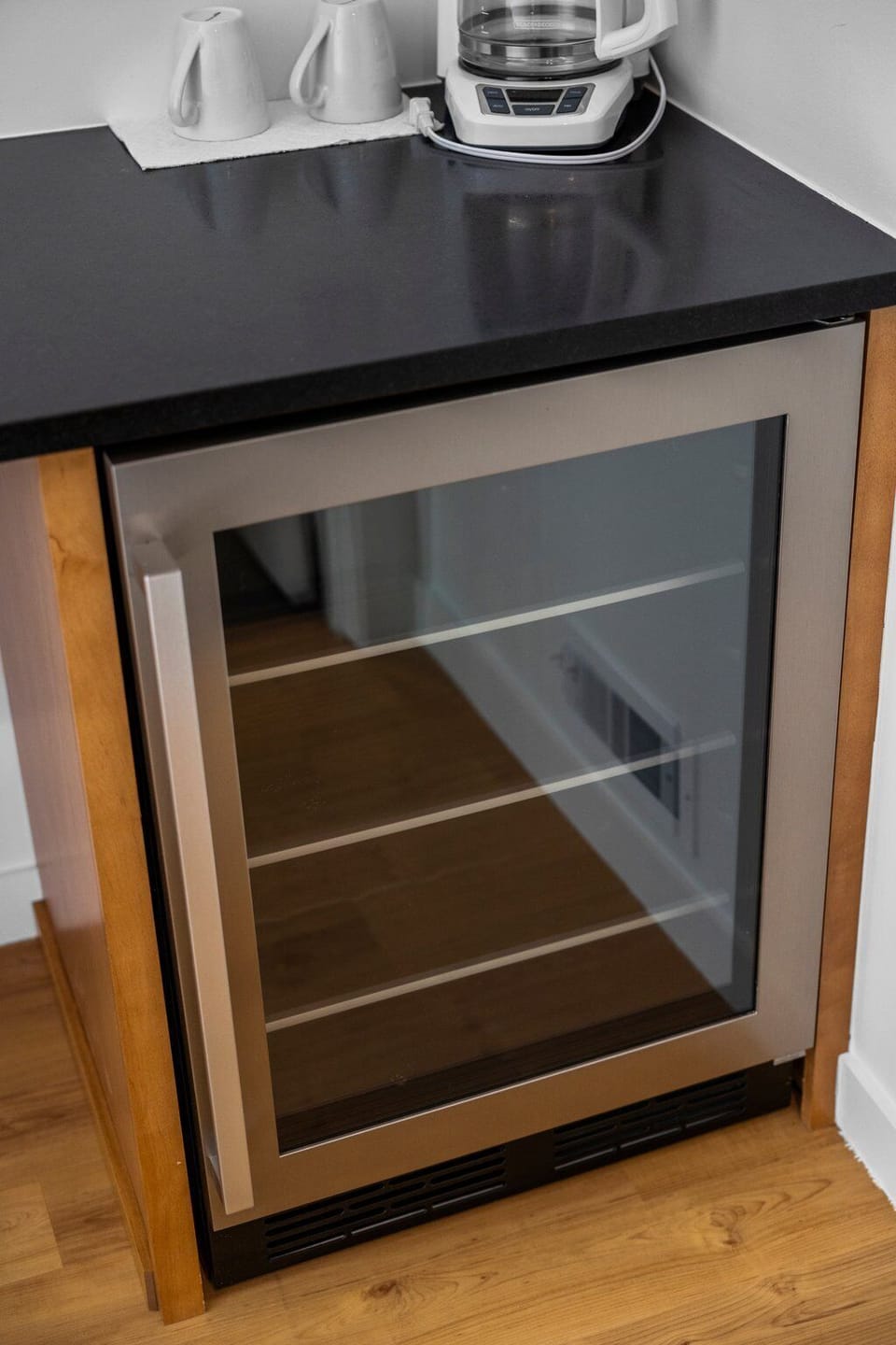 Master suite wet bar and mini refrigerator