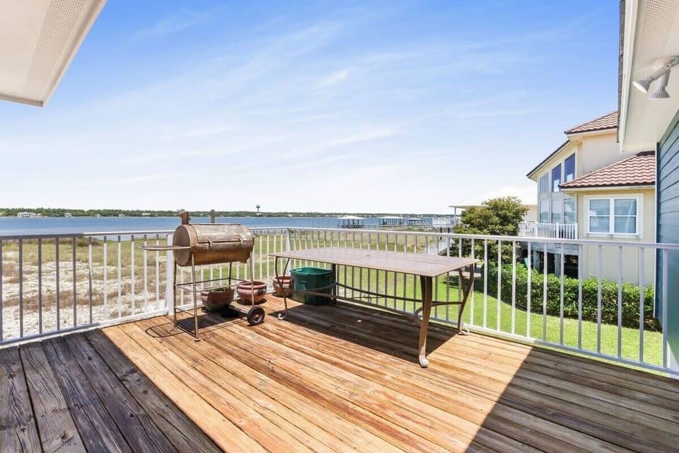 Balcony overlooking Little Lagoon