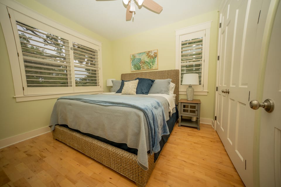 Bedroom #4 main floor.