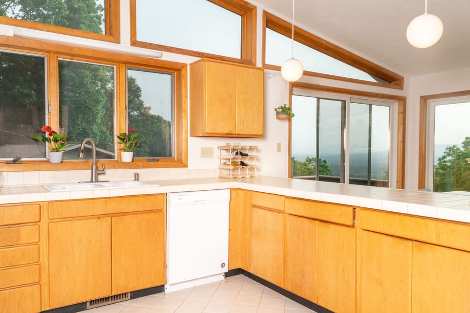 Spacious kitchen for entertaining