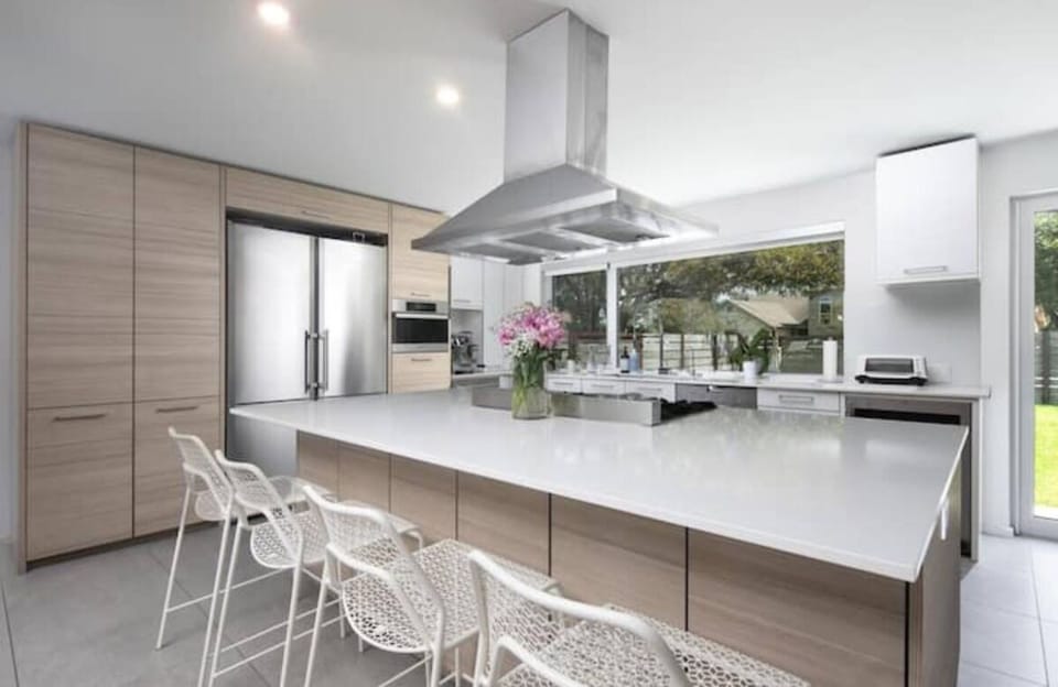 Chef's Kitchen! State of the art all Stainless steel appliances.