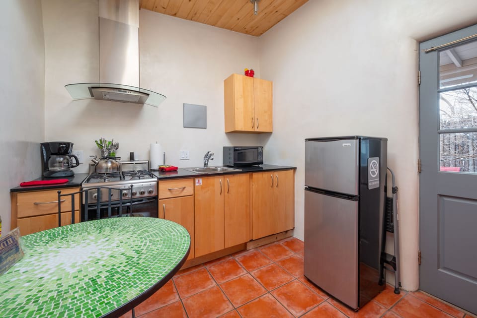 Fully equipped kitchen to prepare meals!