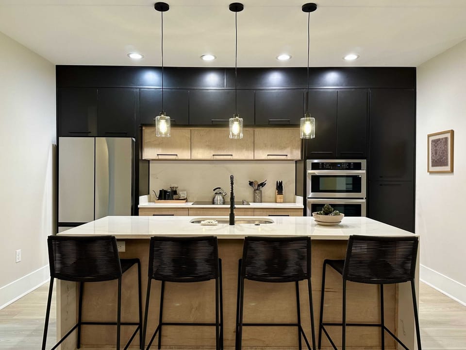 Luxury Townhome (4 Bedrooms) | Private kitchen | Coffee/tea maker, full-size fridge, microwave, oven