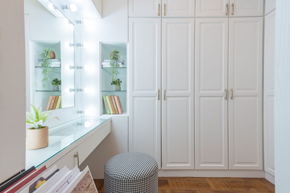 Luxury Bungalow | 6 bedrooms, desk, blackout drapes, iron/ironing board