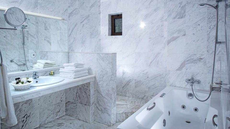 Hair dryer, towels
