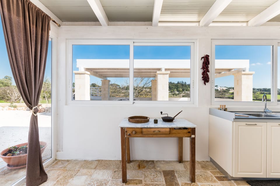 Villa | Private kitchen | Fridge, oven, dishwasher, electric kettle