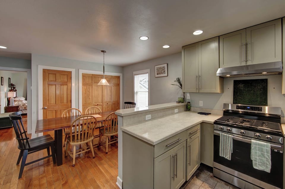 Kitchen (2)