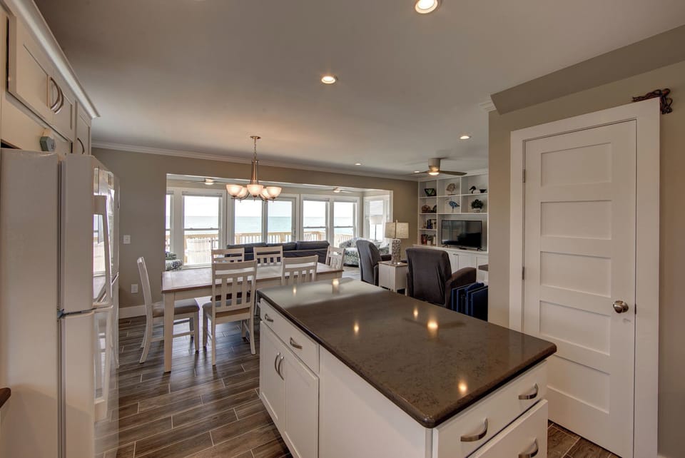 Kitchen (2)