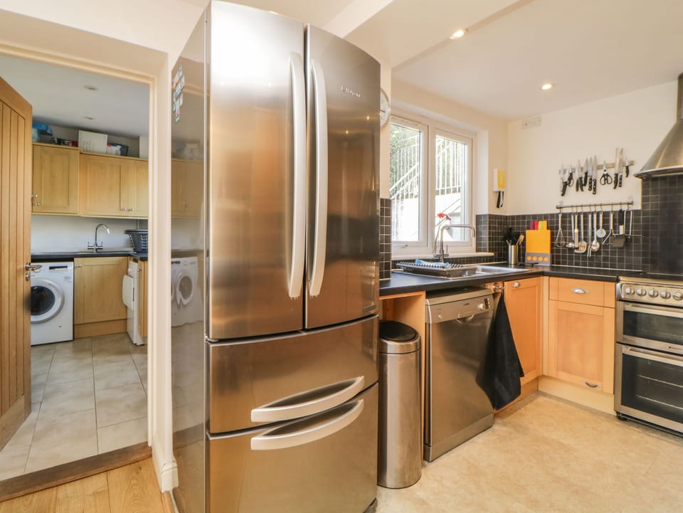 Fridge, dishwasher, electric kettle, toaster