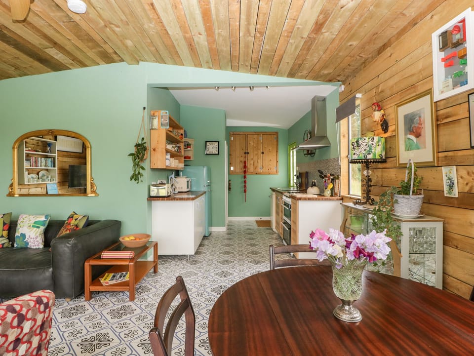 Cottage | Interior
