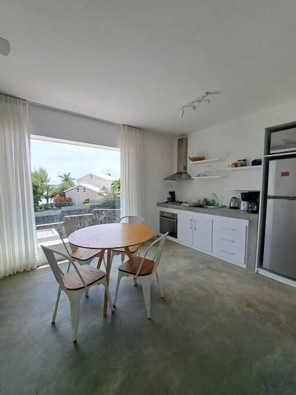 Kitchen (1)