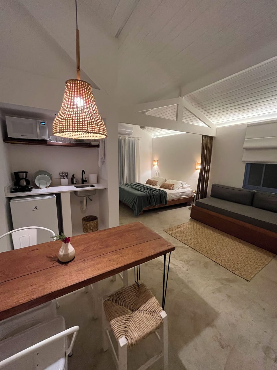 Superior Studio | Desk, laptop workspace, free WiFi, bed sheets