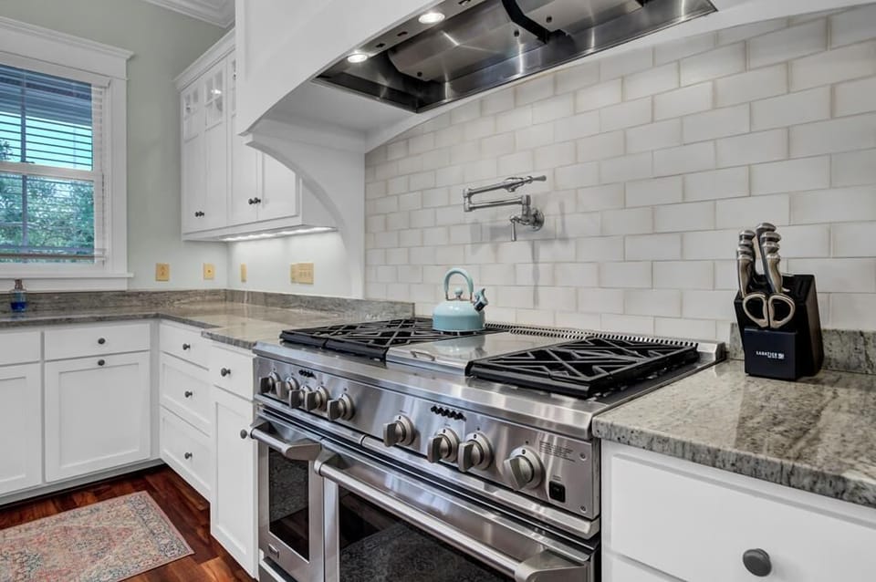 Well Equipped Kitchen   