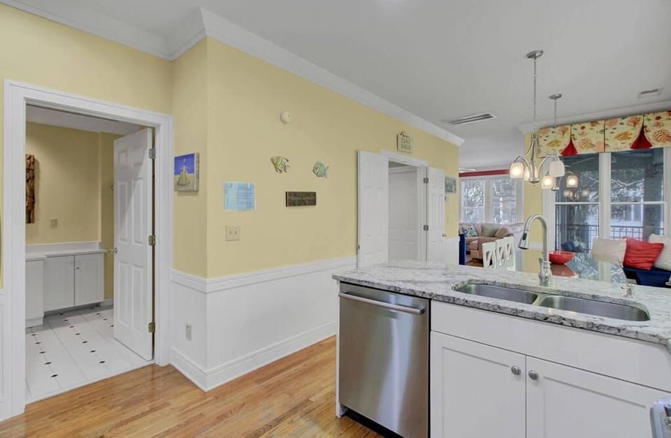 136 Grand Pavilion, Kitchen.   