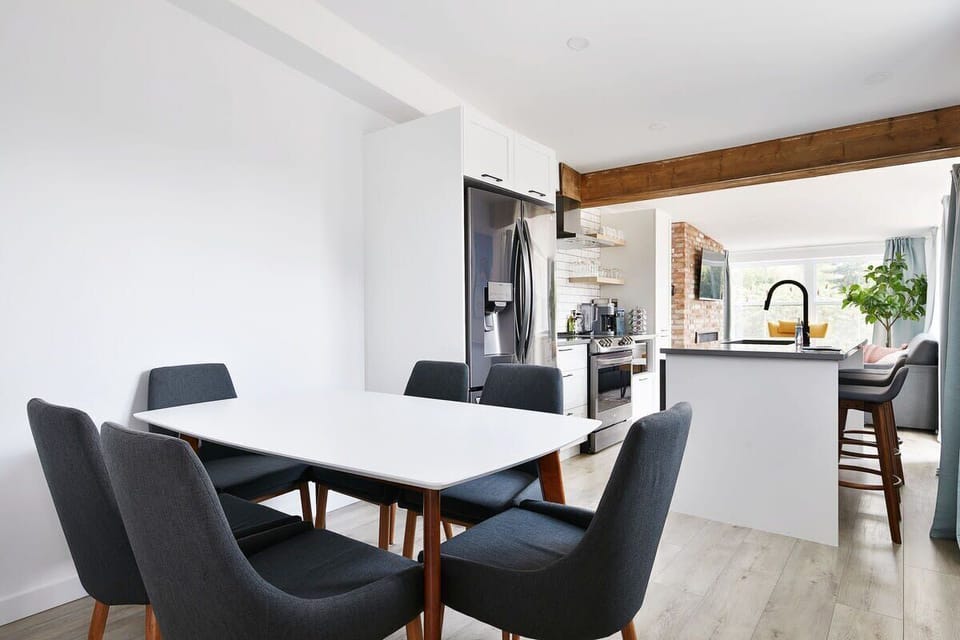 la table s agrandit pour 8 personnes