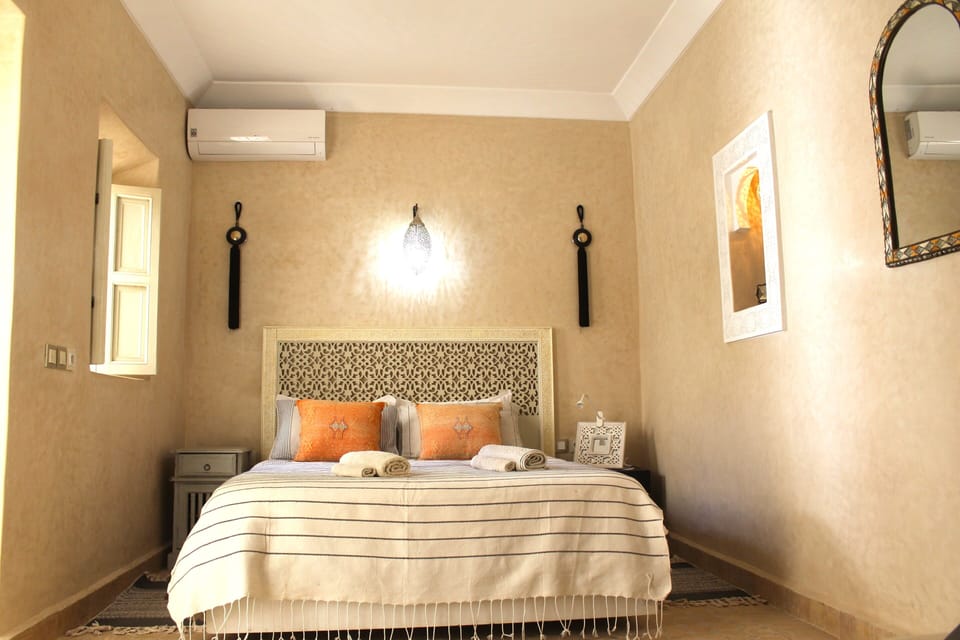 Superior Double Room | Individually decorated, soundproofing, free WiFi, bed sheets