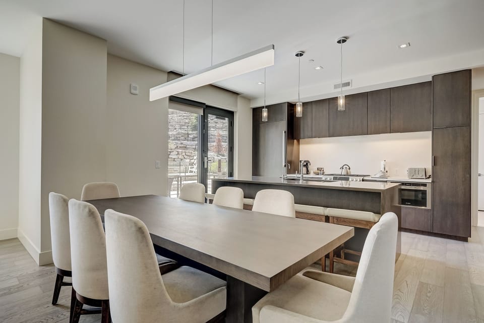 Dining Room / Kitchen