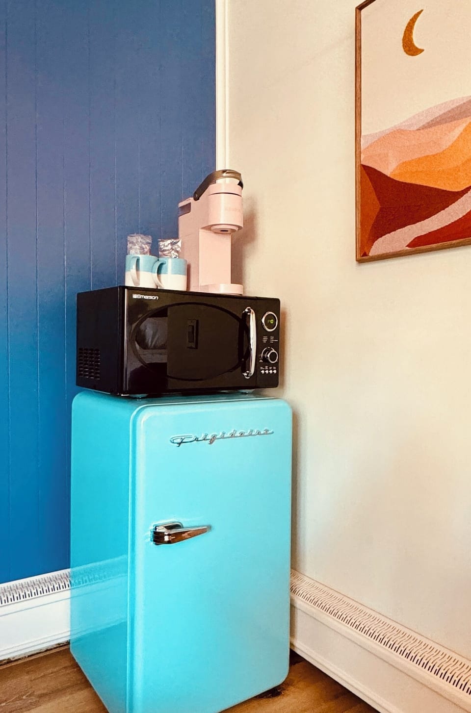 Classic Room, 1 Queen Bed | Desk, free WiFi, bed sheets