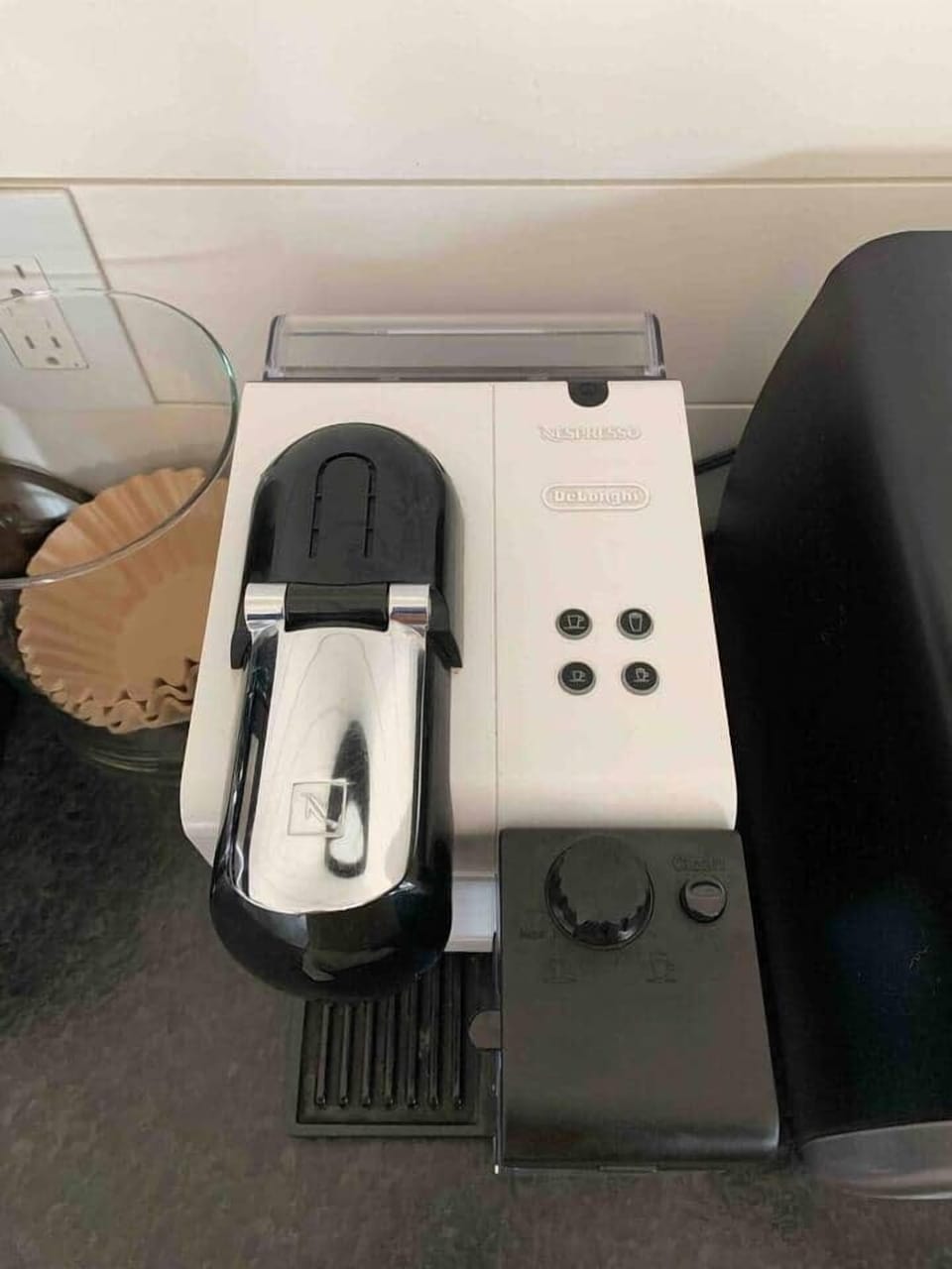 The pod coffee maker -  please supply your favorites 
