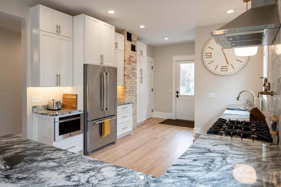 Fully Stocked Kitchen
