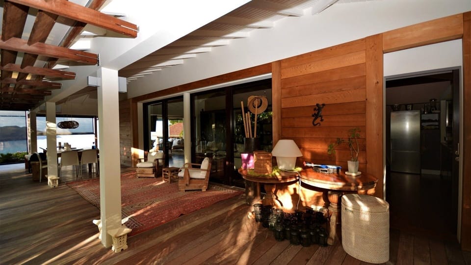 Lounge Areas