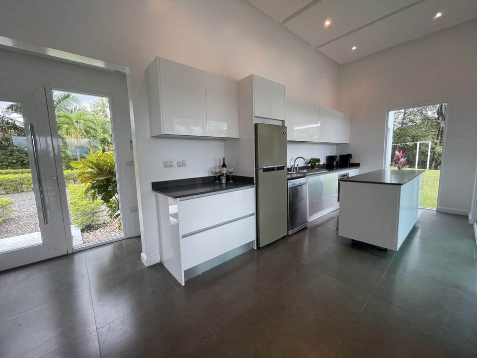 Kitchen- fully stocked