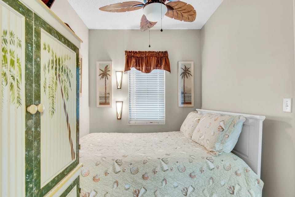 Guest bedroom