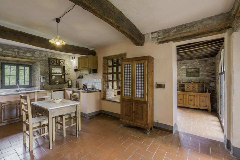 Villa | Private kitchen | Full-size fridge, stovetop, dishwasher, coffee/tea maker
