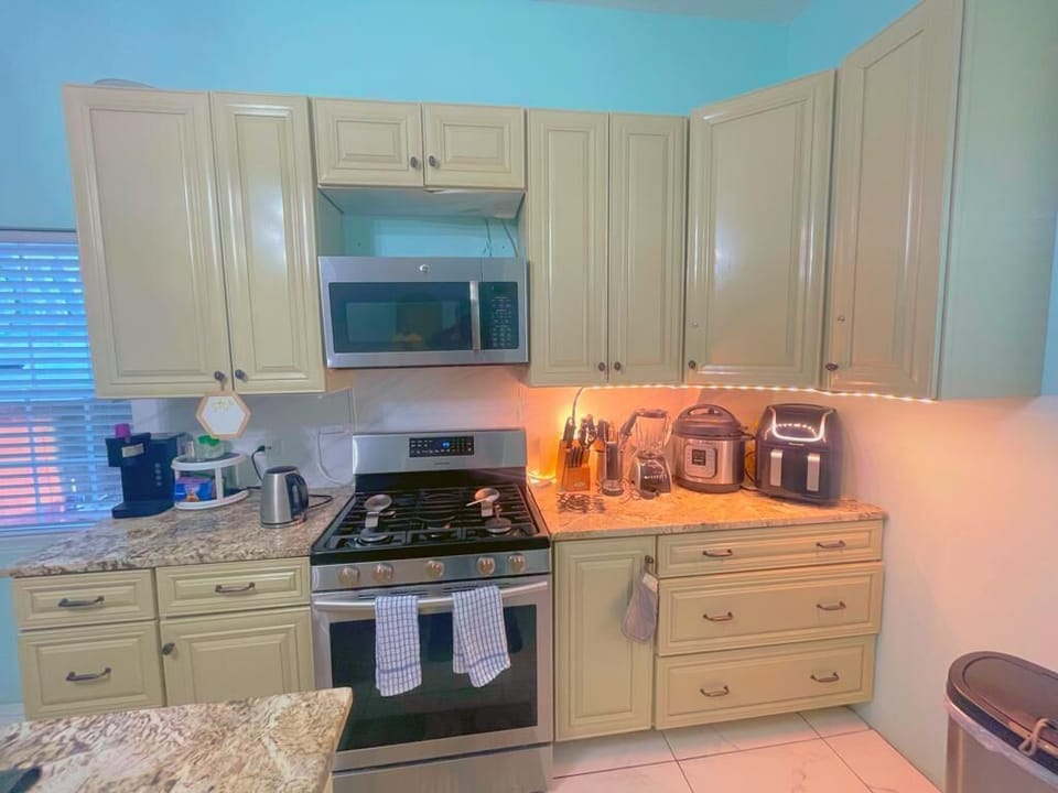 Mini-fridge, microwave, oven, dishwasher