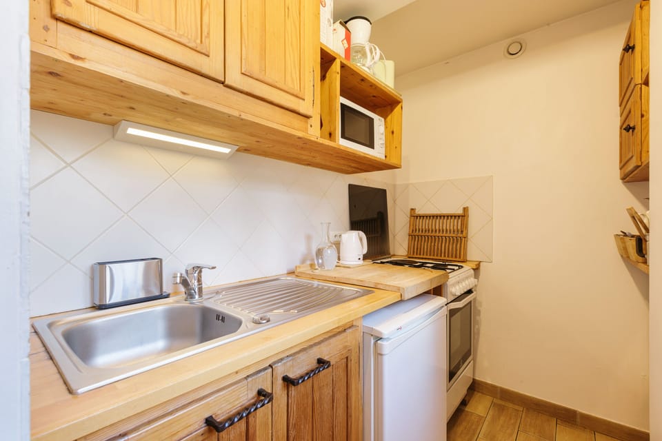 Kitchenette