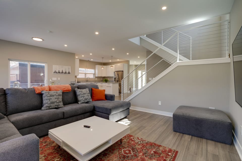 Living Room | Smart TV | Central A/C & Heat