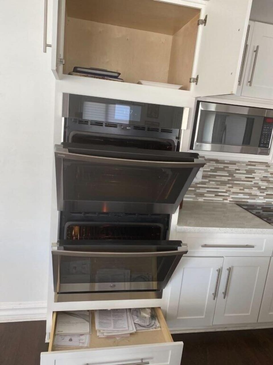 microwave and oven