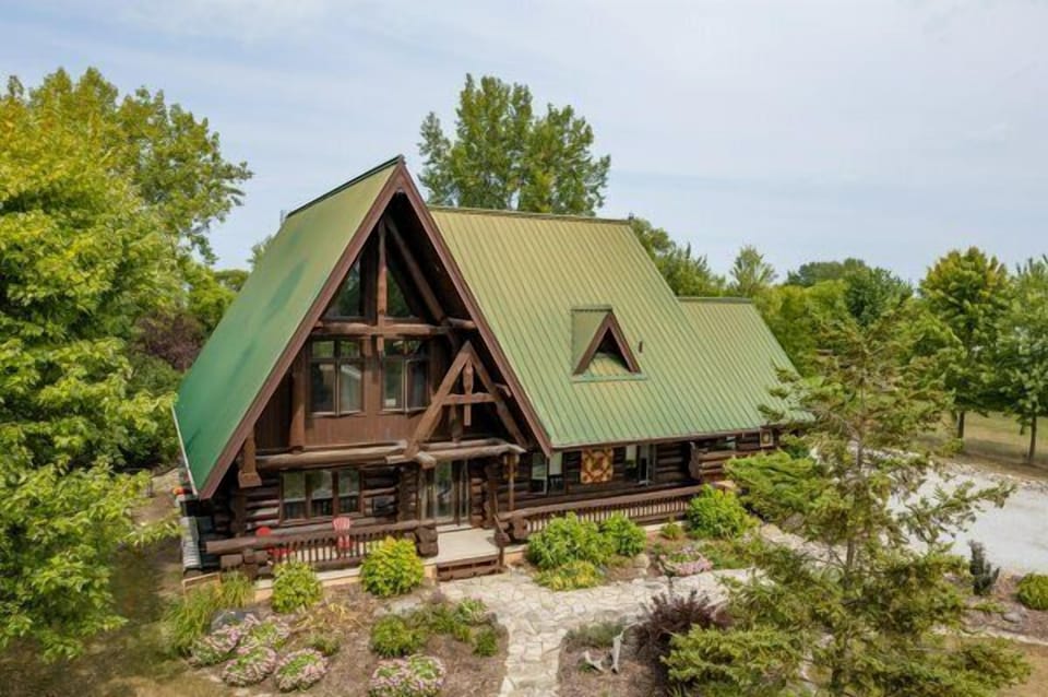 The Lodge at Lakeshore